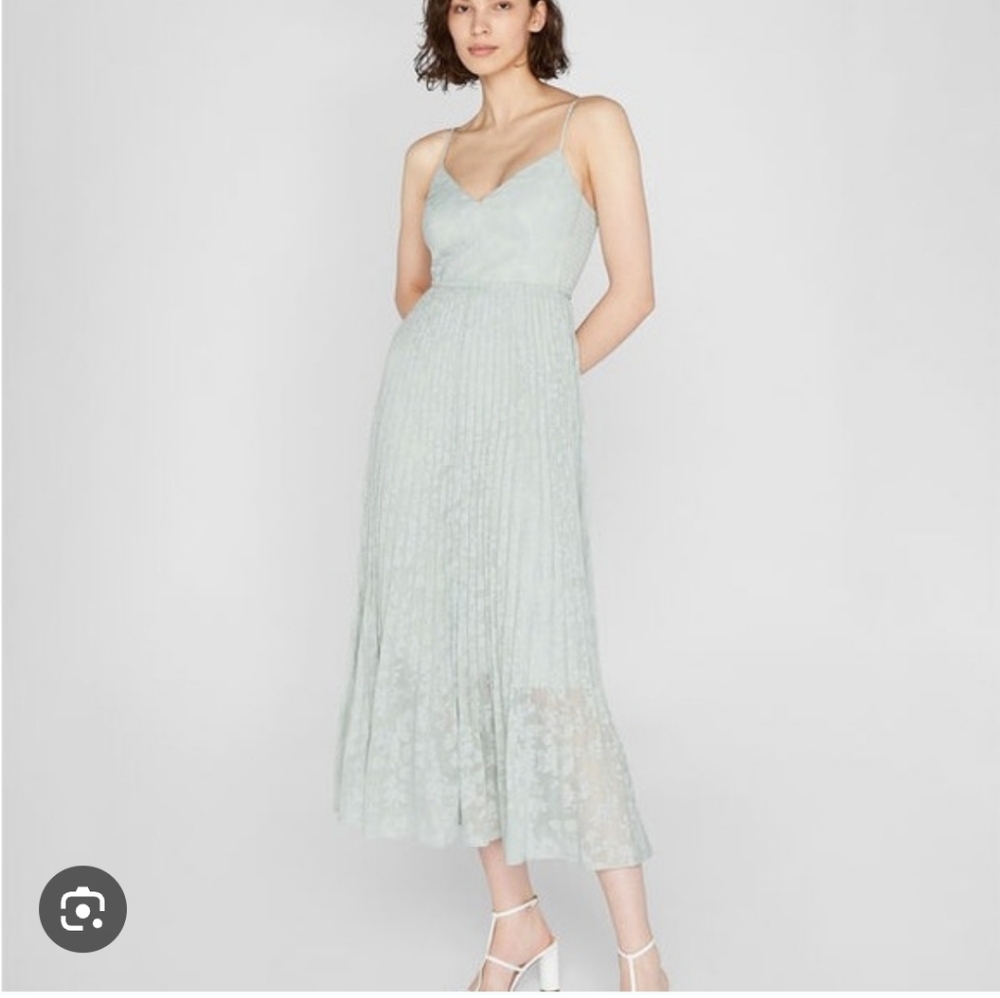 Club Monaco Mint Lace Pleated Midi Dress